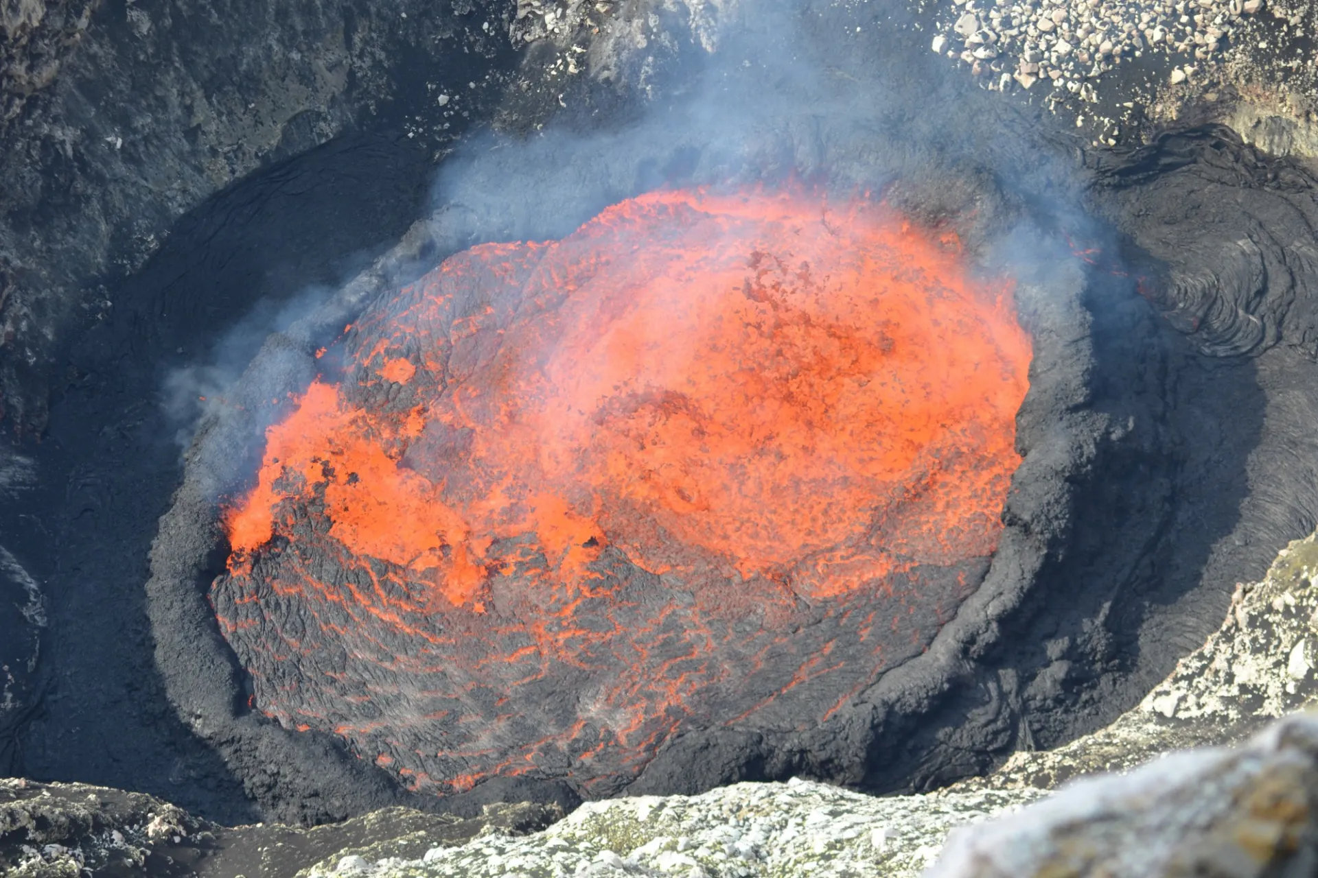 A Lava Lake At Ambrym Volcano, Vanuatu   Yves Moussallam.JPG